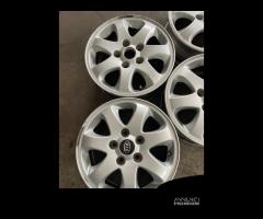 4 CERCHI LEGA DA 15 USATI KIA CARNIVAL 899194