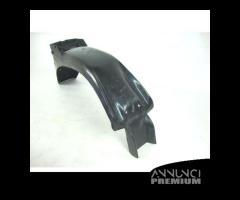 PLASTICA PARAFANGO POSTERIORE APRILIA ST 125 - 3