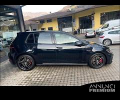 Volkswagen Golf GTI Performance 2.0 TSI anno 2017 - 9