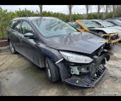 Ricambi usati FORD FOCUS 3 SW 1.5 TDCI- XWDD