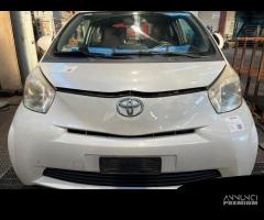 Toyota IQ MUSATA ANTERIORE