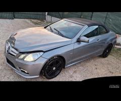 Mercedes E220 sport cabrio anno 2012 per ricambi (