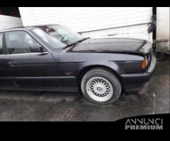 Bmw serie 5 520i E34 anno 1990 per ricambi (2a)