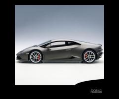 Modellino LAMBORGHINI HURACAN LP610-4 Scala 1:12 - 6