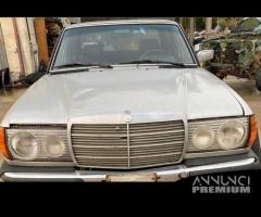 Mercedes 240D W123 per ricambi (2a)