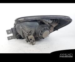 921021F021 FANALE ANTERIORE DX KIA SPORTAGE (JE) 2