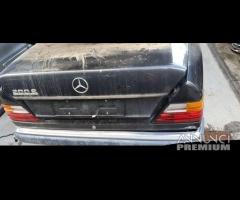 Mercedes 200E w124 per ricambi (2a)