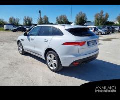 Jaguar F-Pace 2015 Diesel 2.0d R-Sport awd 18... - 7