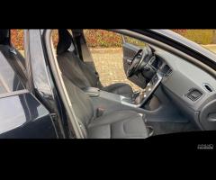 Volvo V60 D3 Geartronic Momentum - 13