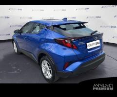 Toyota C-HR 1.8H ACT MY20 - 7