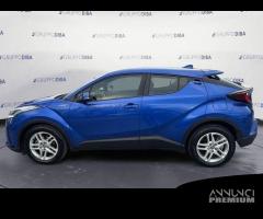 Toyota C-HR 1.8H ACT MY20 - 8