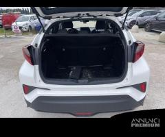 Toyota C-HR I 2020 1.8h Active e-cvt - 10