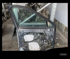 PORTIERA ANTERIORE SINISTRA RENAULT Scenic Serie ( - 5