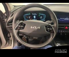 KIA Niro II 2022 1.6 gdi hev Style dct - 13