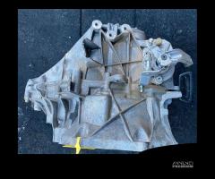 Cambio meccanico usato per BMW X1 F48 2.0 Diesel - 1