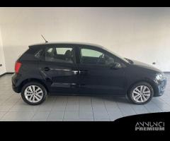 Volkswagen Polo 1.2 TSI 5P CONFORTLINE