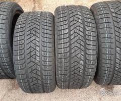 4 gomme usate invernali   285 40 22 pirelli