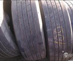 Gomme usate 385 65 22.5 dunlop - 1