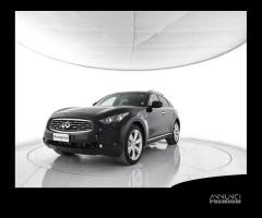 INFINITI FX30 d S AWD