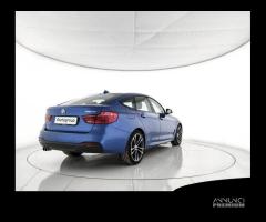 BMW 320 Serie 3 d xDrive Msport - 3