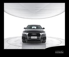 AUDI Q3 2.0 TDI 120 CV Business - 5