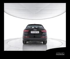 AUDI Q3 2.0 TDI 120 CV Business - 6