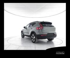 VOLVO XC40 B3 Mild hybrid Benzina Plus Dark