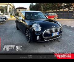 MINI Mini 5 porte 1.5 Cooper D 5p auto - 2