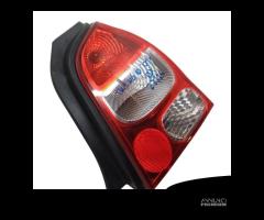 STOP FANALE POSTERIORE DESTRO RENAULT Twingo II se