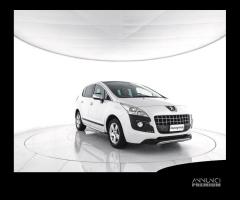 PEUGEOT 3008 1.6 HDi 112CV Allure