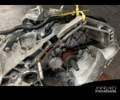 CAMBIO MANUALE COMPLETO DACIA Duster 1Â° Serie 820