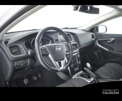 VOLVO V40 Cross Country KINETIC - 8