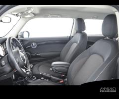 MINI Cooper D 1.5 - 9