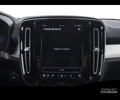 VOLVO XC40 B3 automatico Plus Dark - 15