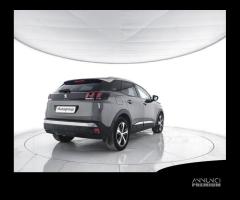 PEUGEOT 3008 BlueHDi 130 S&S Allure