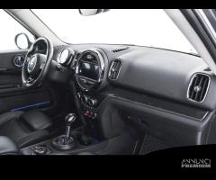 MINI Countryman Cooper SD 2.0 Hype Automatica - 13