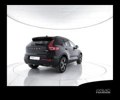 VOLVO XC40 T5 AWD Geartronic R-design