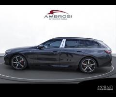 BMW 520 Serie 5 d xDrive Touring Innovation Mspo - 6