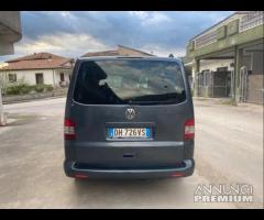 VOLKSWAGEN Caravelle T5 9 posti - 2007