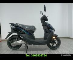 F17+ SCOOTER ELETTRICO L1e 50cc 120km