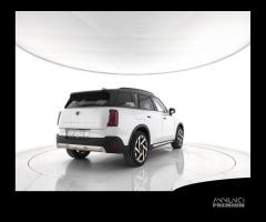 MINI Countryman Cooper C Favoured XL Package