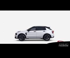 Lynk & Co 1 PHEV MORE