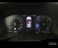 VOLVO XC40 D3 Momentum - 13