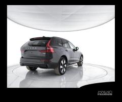 VOLVO XC60 T6 AWD Plug-in hybrid Elettrica/Benzi