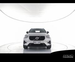 VOLVO XC40 B3 Mild hybrid Benzina Plus Dark