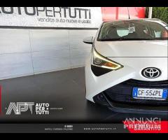 Toyota Aygo 5p 1.0 x-cool 72cv - 19