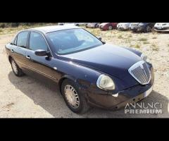 Ammiraglia Lancia Thesis automatica o manuale entr - 10