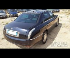 Ammiraglia Lancia Thesis automatica o manuale entr - 11