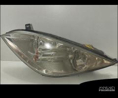 FARO ANTERIORE SINISTRO MITSUBISHI Colt Serie 3P ( - 1