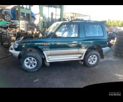 Ricambi MITSUBISHI PAJERO V20 3 PORTE 1998 Target